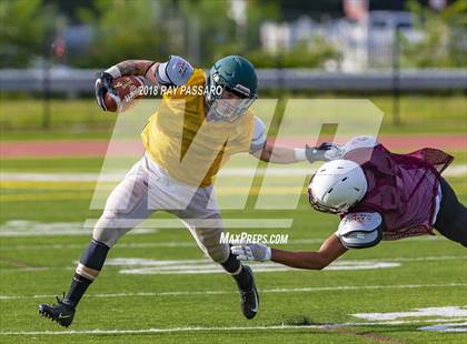 Thumbnail 3 in William Floyd vs Bay Shore Scrimmage photogallery.