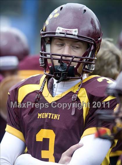 Thumbnail 2 in Marian Central Catholic vs. Montini photogallery.