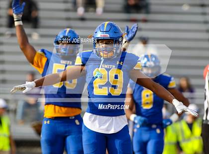 Thumbnail 1 in Battlefield @ Oscar Smith (VHSL Class 6 Semifinal) photogallery.