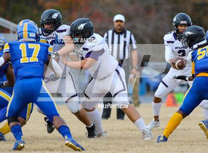 Thumbnail 1 in Battlefield @ Oscar Smith (VHSL Class 6 Semifinal) photogallery.