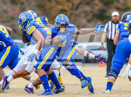 Thumbnail 3 in Battlefield @ Oscar Smith (VHSL Class 6 Semifinal) photogallery.