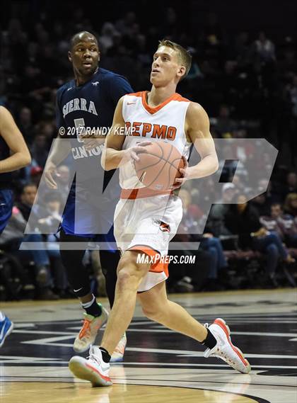 Thumbnail 1 in Republic vs Sierra Canyon ( Bass Pro Tournament of Champions) photogallery.