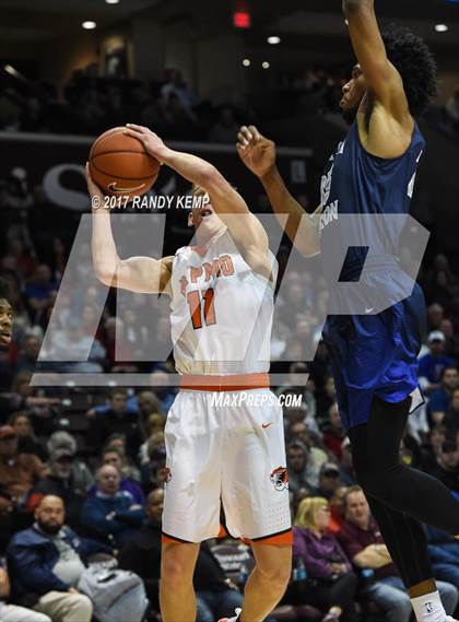 Thumbnail 3 in Republic vs Sierra Canyon ( Bass Pro Tournament of Champions) photogallery.