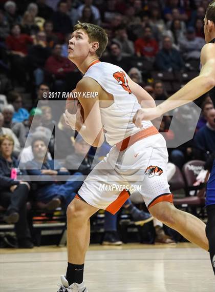 Thumbnail 2 in Republic vs Sierra Canyon ( Bass Pro Tournament of Champions) photogallery.
