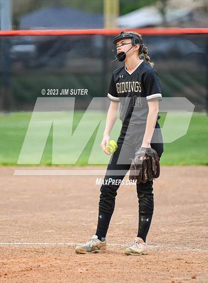 Thumbnail 3 in Smithville vs Giddings photogallery.