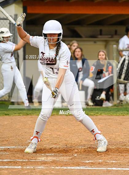 Thumbnail 3 in Smithville vs Giddings photogallery.