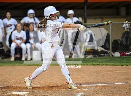 Thumbnail 1 in Smithville vs Giddings photogallery.