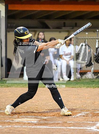 Thumbnail 1 in Smithville vs Giddings photogallery.