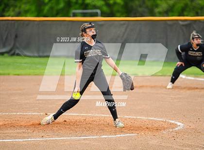 Thumbnail 3 in Smithville vs Giddings photogallery.