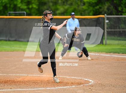 Thumbnail 2 in Smithville vs Giddings photogallery.