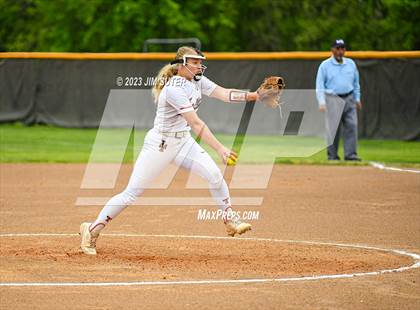 Thumbnail 3 in Smithville vs Giddings photogallery.