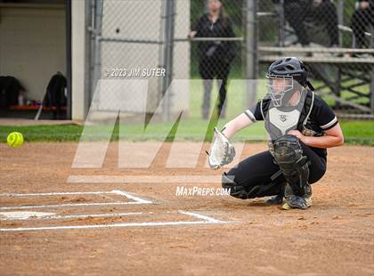 Thumbnail 1 in Smithville vs Giddings photogallery.