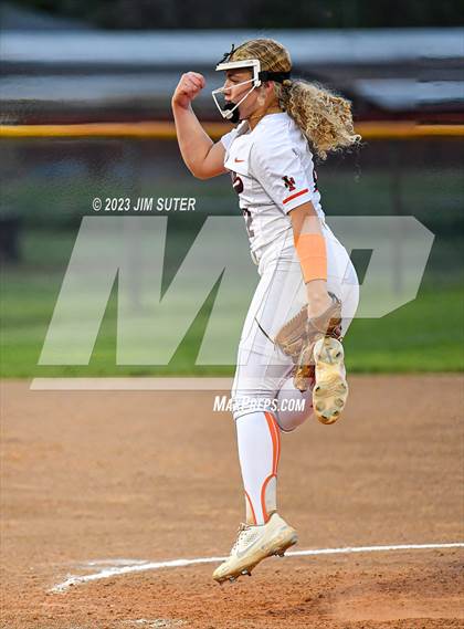 Thumbnail 3 in Smithville vs Giddings photogallery.