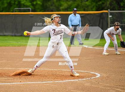 Thumbnail 2 in Smithville vs Giddings photogallery.