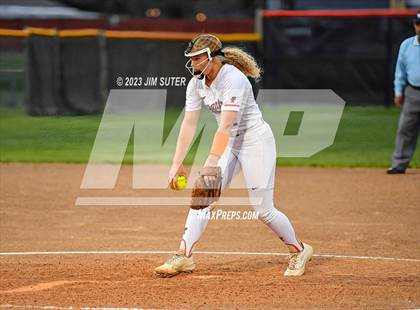 Thumbnail 3 in Smithville vs Giddings photogallery.