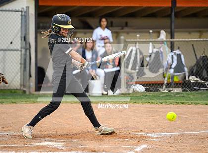 Thumbnail 3 in Smithville vs Giddings photogallery.