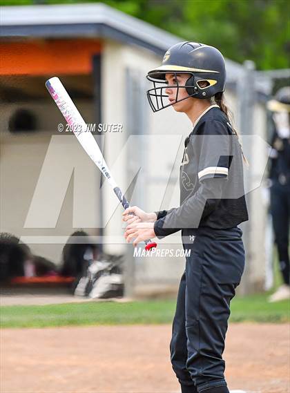 Thumbnail 1 in Smithville vs Giddings photogallery.