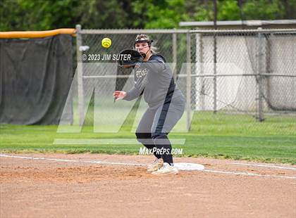 Thumbnail 2 in Smithville vs Giddings photogallery.