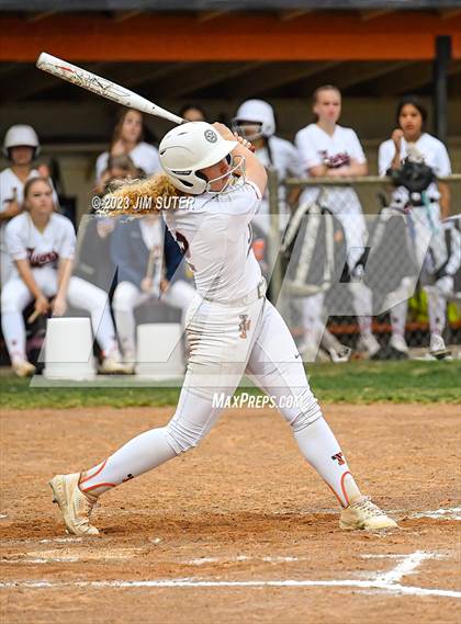 Thumbnail 1 in Smithville vs Giddings photogallery.