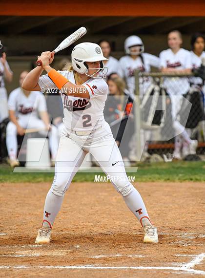 Thumbnail 2 in Smithville vs Giddings photogallery.
