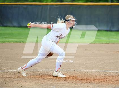 Thumbnail 2 in Smithville vs Giddings photogallery.