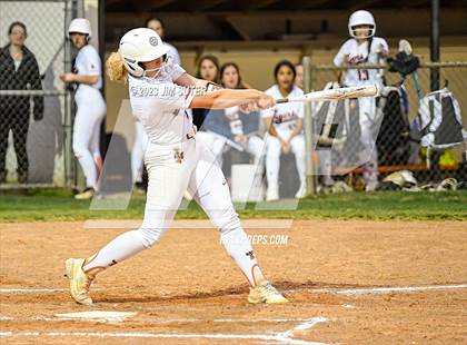 Thumbnail 1 in Smithville vs Giddings photogallery.