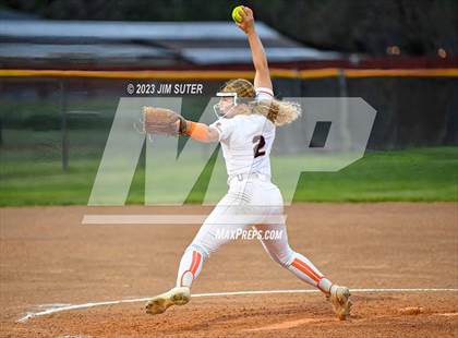 Thumbnail 3 in Smithville vs Giddings photogallery.