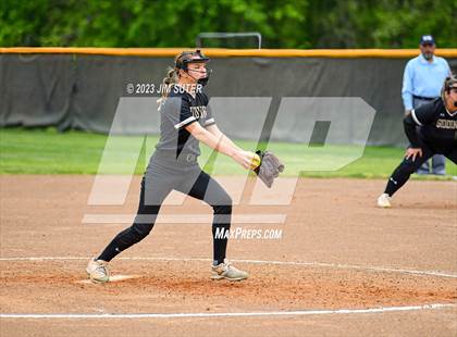 Thumbnail 3 in Smithville vs Giddings photogallery.