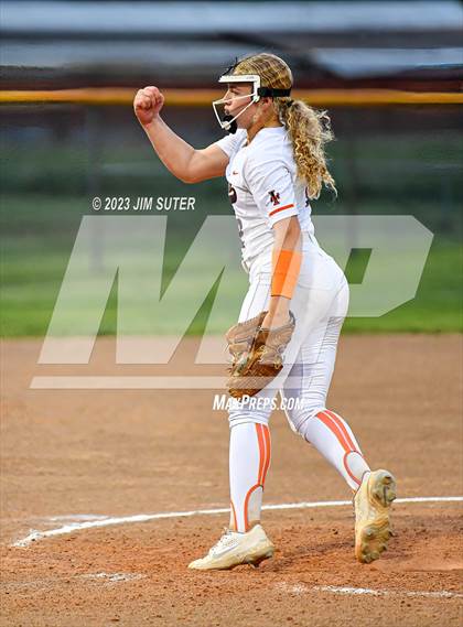 Thumbnail 2 in Smithville vs Giddings photogallery.