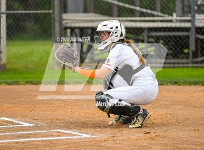 Thumbnail 1 in Smithville vs Giddings photogallery.