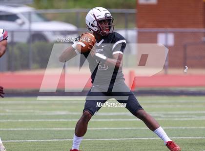Thumbnail 1 in Gentry vs Louisville (Spring Game) photogallery.