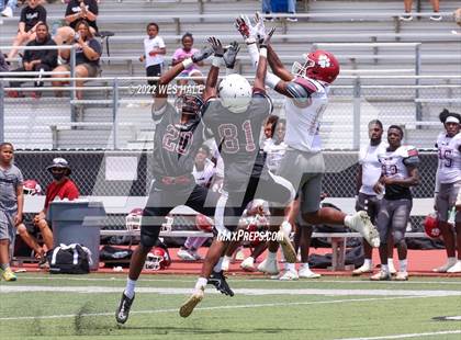 Thumbnail 3 in Gentry vs Louisville (Spring Game) photogallery.