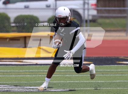 Thumbnail 2 in Gentry vs Louisville (Spring Game) photogallery.