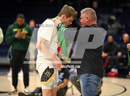 Thumbnail 2 in Centerville vs. Fairfield (OHSSA Division 1 Regional Final) photogallery.