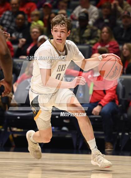 Thumbnail 1 in Centerville vs. Fairfield (OHSSA Division 1 Regional Final) photogallery.