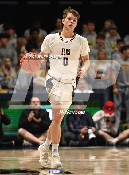 Thumbnail 3 in Centerville vs. Fairfield (OHSSA Division 1 Regional Final) photogallery.