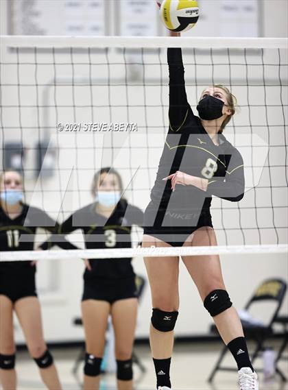 Thumbnail 2 in Smoky Hill @ Arapahoe photogallery.