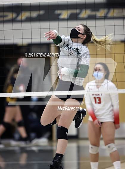 Thumbnail 2 in Smoky Hill @ Arapahoe photogallery.