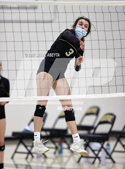 Thumbnail 3 in Smoky Hill @ Arapahoe photogallery.