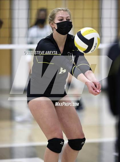 Thumbnail 1 in Smoky Hill @ Arapahoe photogallery.