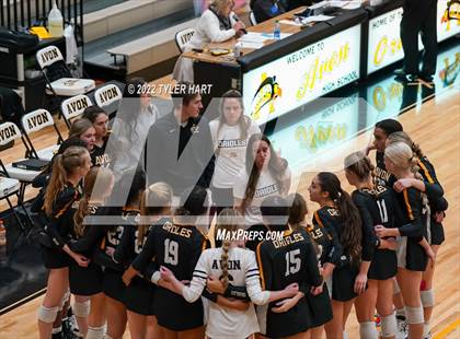 Thumbnail 1 in Avon vs. Terre Haute South Vigo (IHSAA 4A Sectional Semifinal) photogallery.