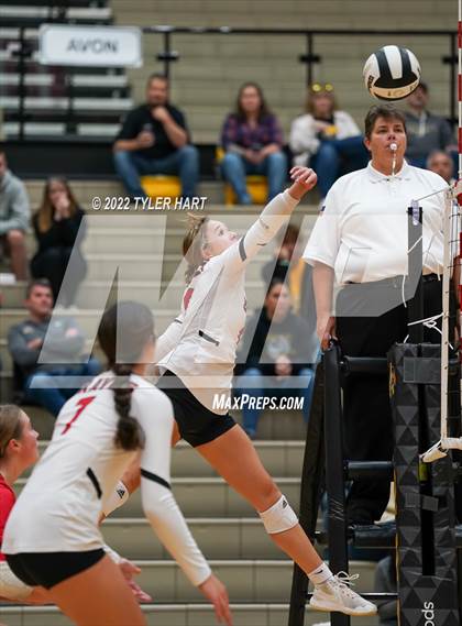 Thumbnail 2 in Avon vs. Terre Haute South Vigo (IHSAA 4A Sectional Semifinal) photogallery.