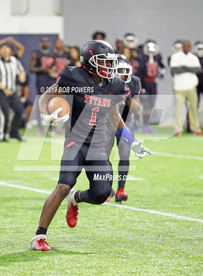 Thumbnail 2 in West Springfield vs. T.C. Williams photogallery.