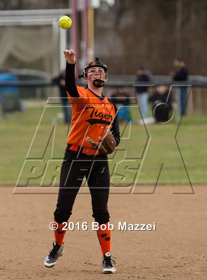 Thumbnail 2 in Wellsville @ Columbiana photogallery.