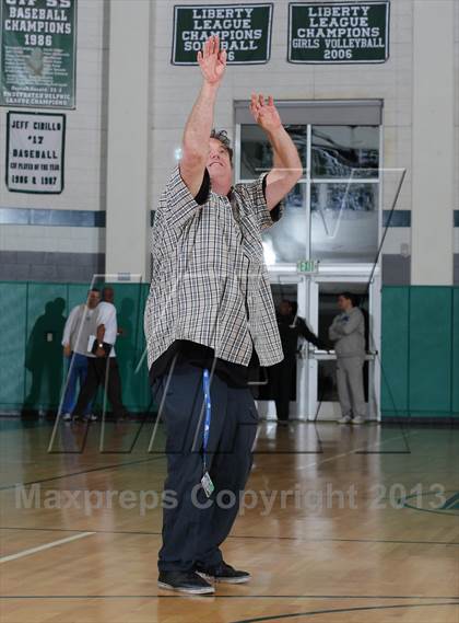 Thumbnail 2 in La Salle @ Providence (MLK Showcase) photogallery.