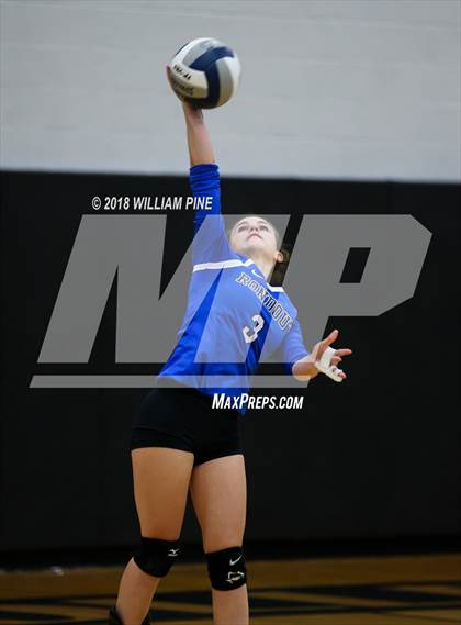 Thumbnail 1 in Red Hook vs Rondout Valley (Section 9 Class B Final) photogallery.