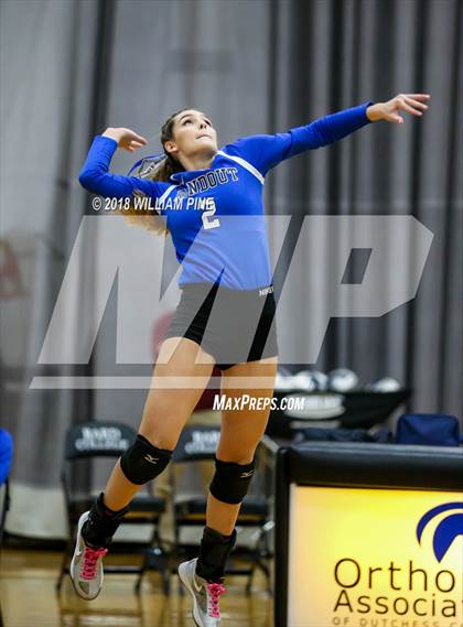 Thumbnail 2 in Red Hook vs Rondout Valley (Section 9 Class B Final) photogallery.
