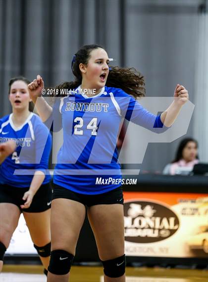 Thumbnail 2 in Red Hook vs Rondout Valley (Section 9 Class B Final) photogallery.