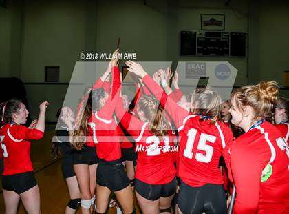 Thumbnail 1 in Red Hook vs Rondout Valley (Section 9 Class B Final) photogallery.