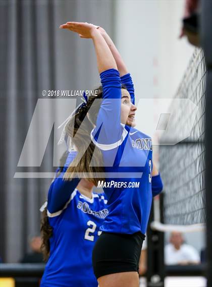 Thumbnail 2 in Red Hook vs Rondout Valley (Section 9 Class B Final) photogallery.